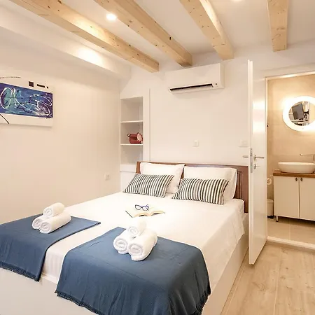 Apartment Successus Old Town House *